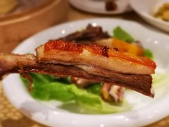 馕坑果木烤羊排-巴扎美食·新疆菜·西域歌舞表演餐厅(新疆大厦店)