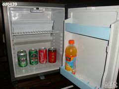 小冰箱-长沙豪布斯卡酒店(长沙省政府德思勤店)