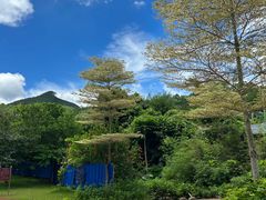 -十万大山布透温泉