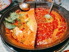 -鸿姐老火锅(疁城新天地店)