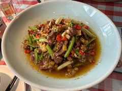野山椒香菜牛肉-老街鱼嘴巴(坡子街老店)