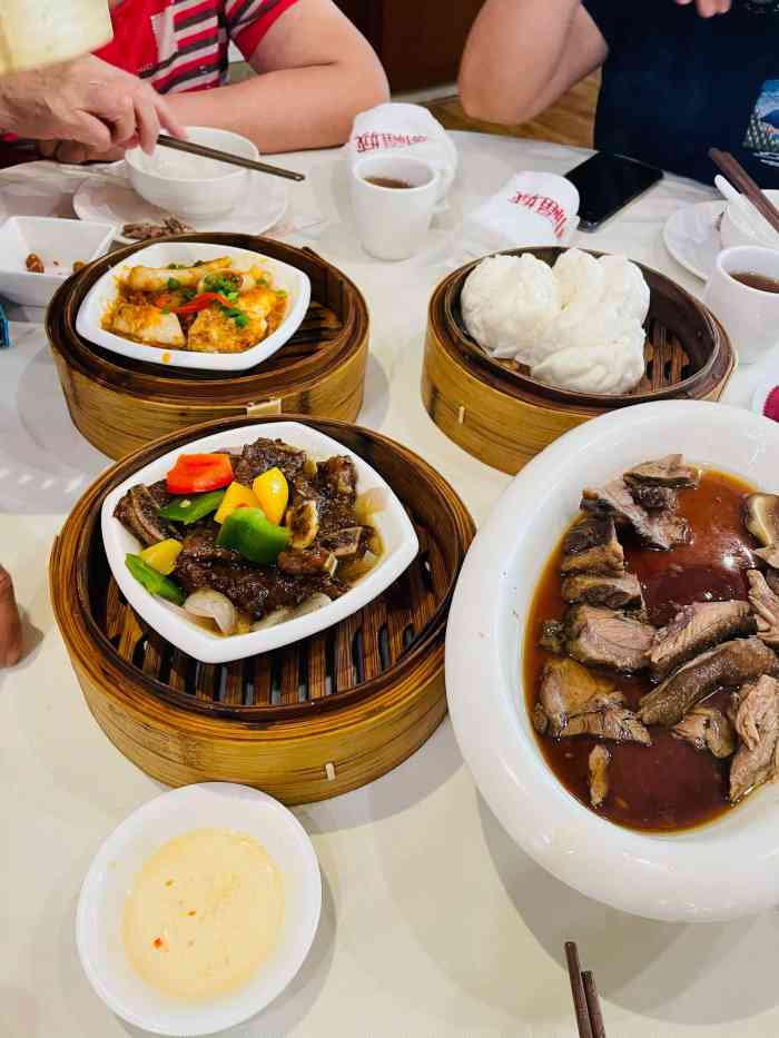 潮福城大酒楼(轮渡店)-"在三楼吃的 整体还是可以的,一开始觉得上.