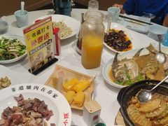 -乔家小院•非遗驴肉•本地小海鲜(滨河路店)