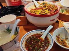 -怪噜范·老贵阳街头名小吃(鸿通城店)