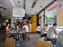-麦当劳(佛山流行前线店)