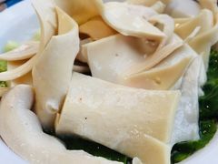 -王婆乔鲜鱼自助火锅(蜀汉路店)