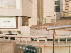 -杭州西湖银泰百货
