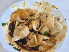 豆瓣抄手-新繁牛肉豆花(都江堰店)