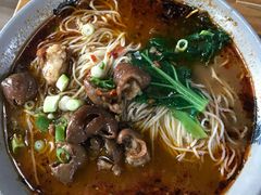 红烧肥肠面-丁丁猫重庆小面(徐州路店)