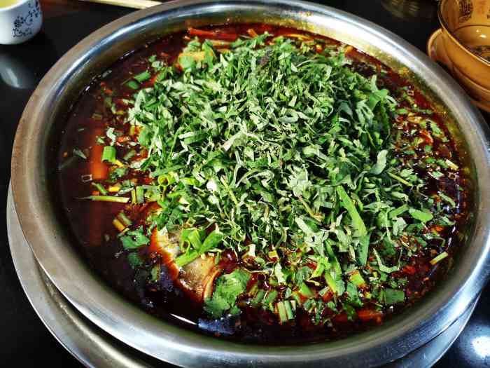 夹江马村鱼头(彭州店)-"过六一那天去的.去鹿野花塔,想着吃点彭州.