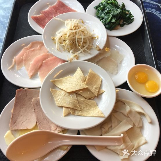 福桥镇园过桥米线(云兴店)
