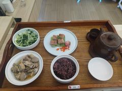 -雪梅月子中心(华侨城店)