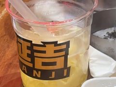 -牛小嫩串串火锅(老国贸总店)