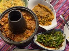 -香巴拉云南餐厅(华莱坞店)