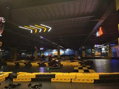 -极限PLAY运动娱乐新世界·团建派对潮玩休闲馆·室内蹦极高空游乐园