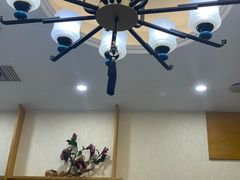 -香山湖家家宴(中山陵店)