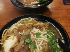 -鑫花溪牛肉米粉(凤凰街创始总店)