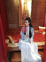 -汉仪华裳汉服馆(打浦桥店)