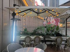 -必胜客(万象城二期店)