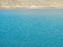 景点湖水-羊卓雍措