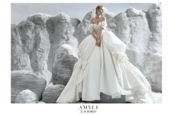 -艾米丽婚纱礼服