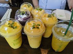 -Chom Cafe and Restaurant