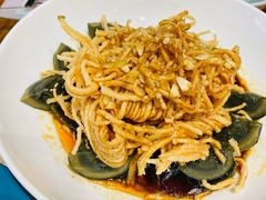 -黄泥岗·地道湖北菜(奥特莱斯店)