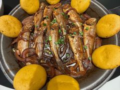 -五谷丰登农家院·地道胶东菜·海鲜烧烤(威海店)