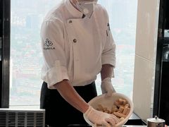 -唐拉雅秀酒店-西锦汇空中BBQ·思创餐厅