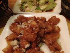 -乌镇那一年小院主题餐厅(甘泉西路店)