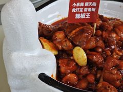 辣得跳-莲餐厅·湖北菜·潜江小龙虾店(愚园路店)