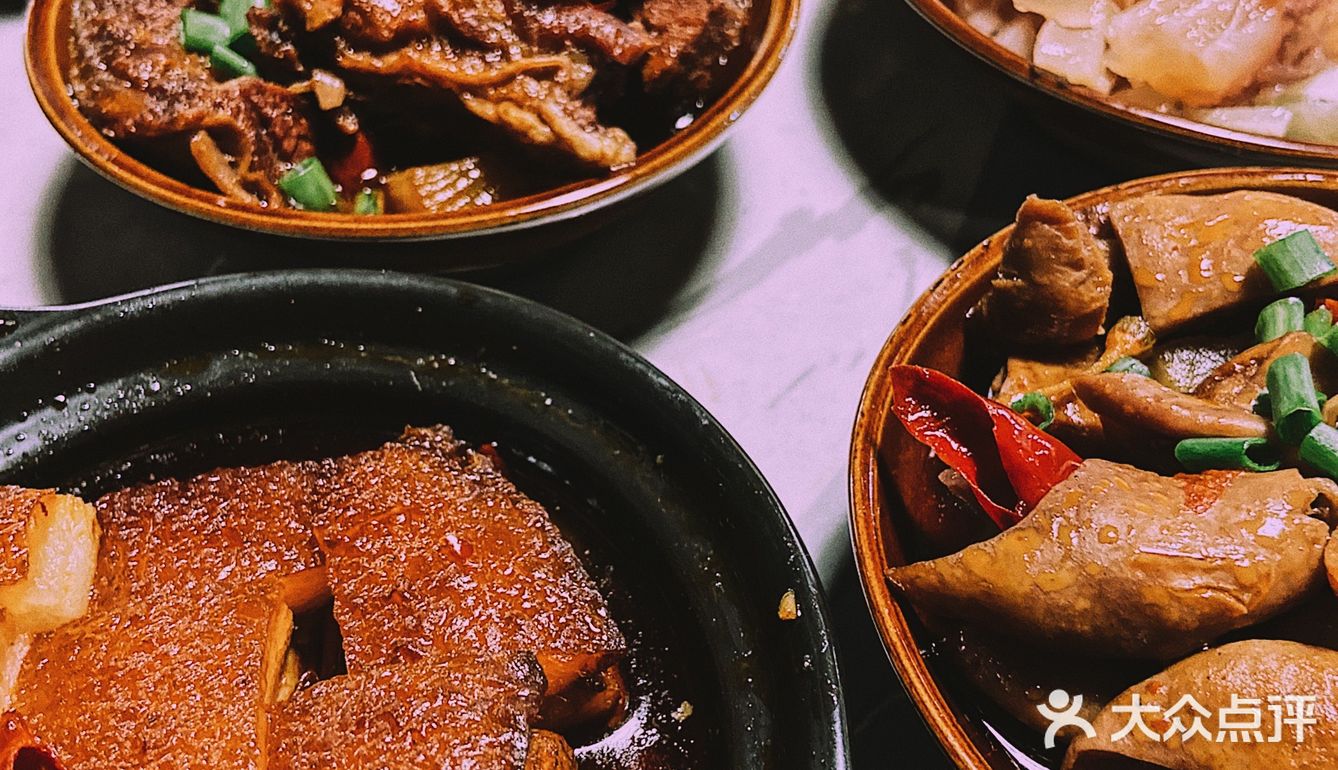 重庆探店｜众多明星打卡的火锅来沙坪坝了