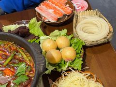 -黔有有贵州酸汤夺夺粉火锅(五味十字店)