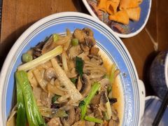 -雀舞云南菜(天津天河城购物中心店)