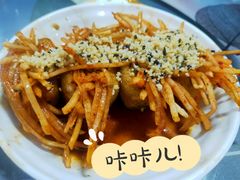 豆皮夹萝卜丝-代四孃牛华豆腐脑美味小食(总店)