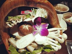 -捞神煲汤火锅(湖滨商业街店)