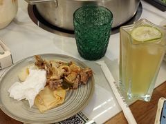 -喃喃椰·糟粕醋·椰子鸡火锅(七堡花园店)
