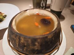 原只椰子炖老鸽-尚一汤·粤菜海鲜(环球港店)