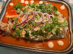 -八百里新派湘菜馆