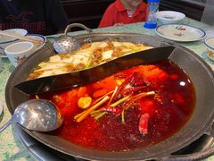 -鸿姐老火锅(疁城新天地店)