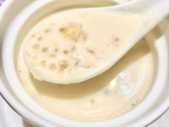 桃胶西米露糖水-轩记海鲜餐厅·四十五年老字号·经典粤菜(西区彩虹店)