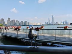 -中茵皇冠假日酒店·棕榈岛湖畔餐厅