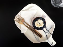 -UNI UNI(环亚凯瑟琳店)