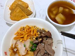 -桂姥姥·桂林卤粉·锅烧桂林米粉(莲塘店)