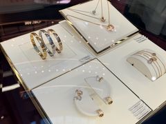 -港汇恒隆广场