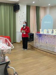 -爱瑞馨母婴护理中心·月嫂育儿嫂