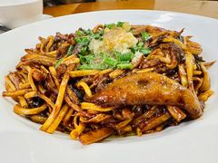 响油鳝丝-同兴半盆菜酒家(打浦路店)