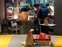 -麦当劳(广州新港东路第二分店)