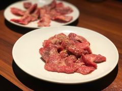 -焼肉まんぐう