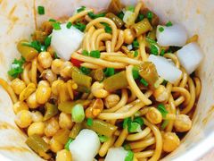 冠军热干面-罗氏热干牛肉面(中南三路店)